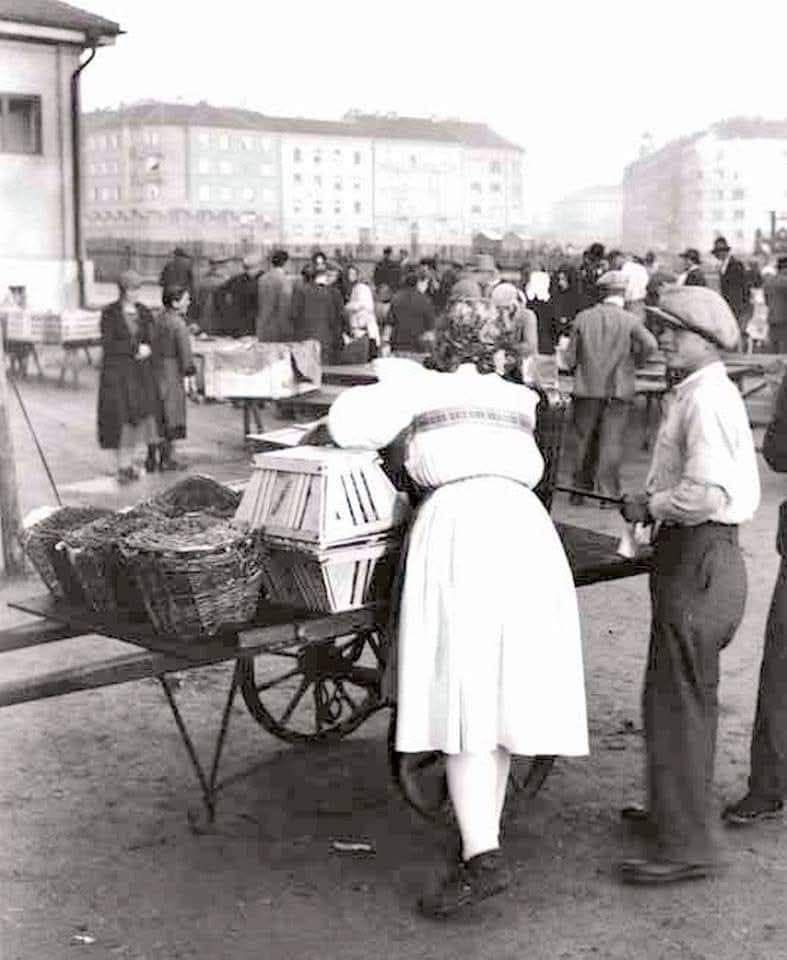 Branimirova tržnica oko 1930. godine